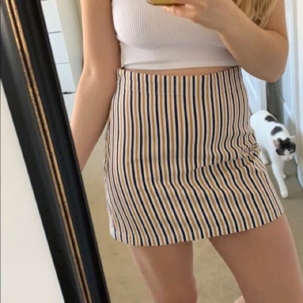 F21 Stripe mini Skirt (Medium)